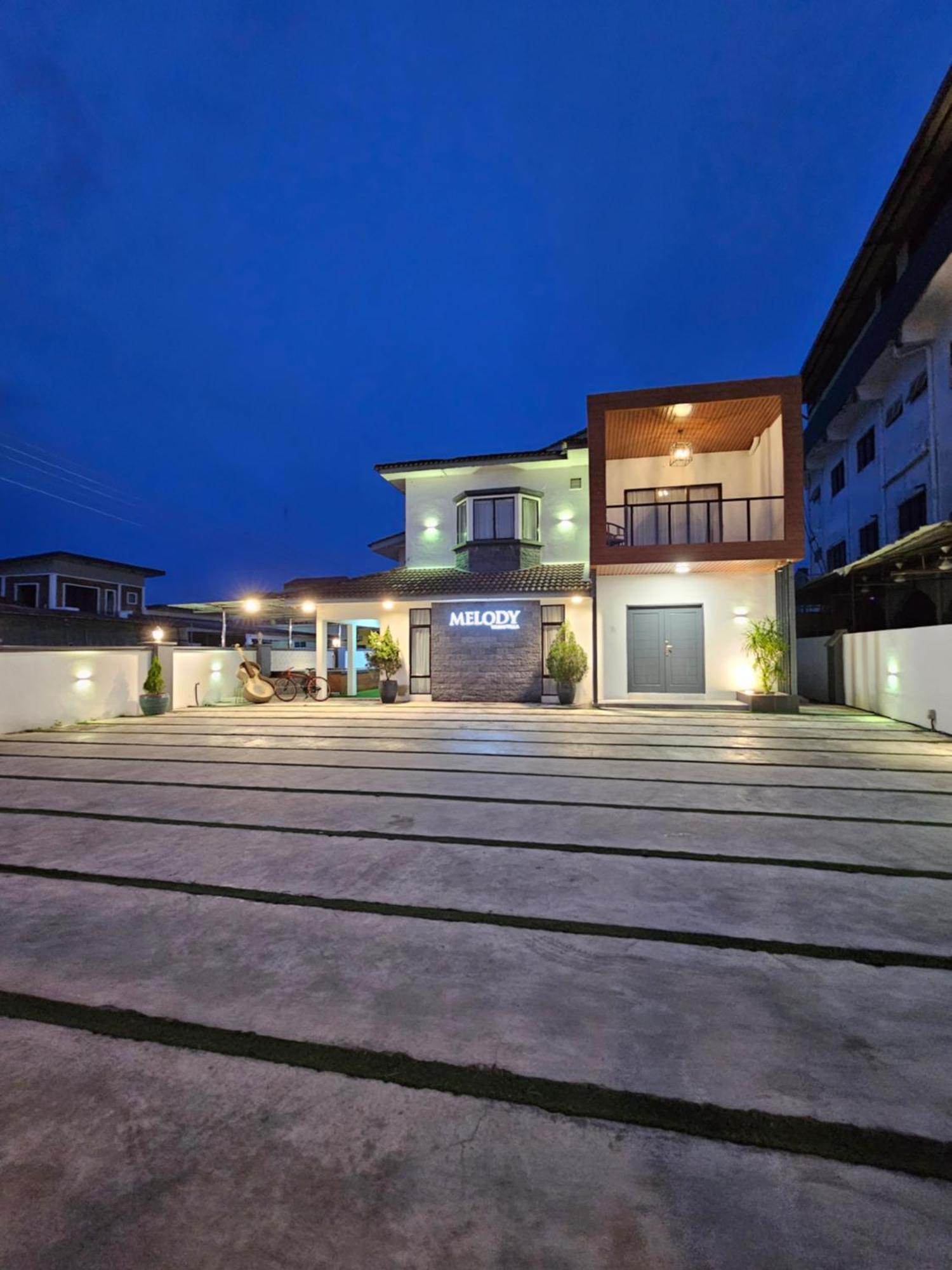 Melody Whole Or Suite Room Muar Esterno foto